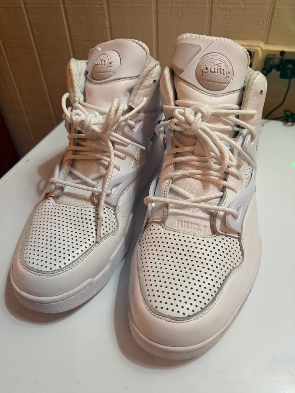 Reebok The Pump High-Top Sneakers in White